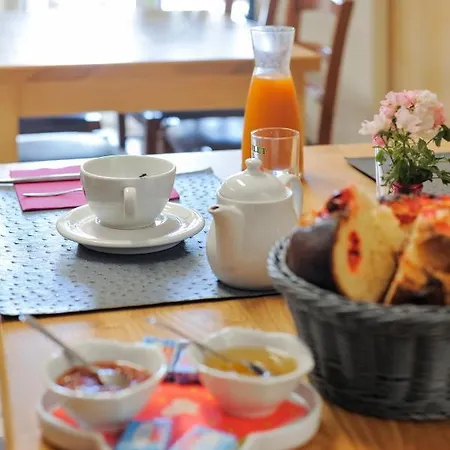 بيت ضيافة D'hotes De L'auberge L'astrassadou Rézentières