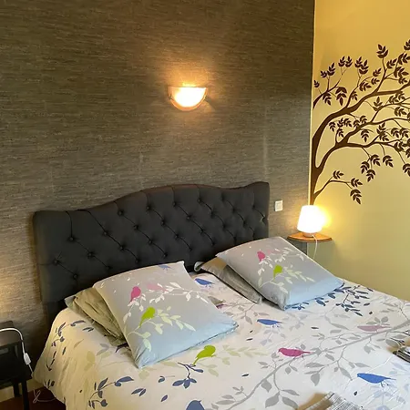 بيت ضيافة D'hotes De L'auberge L'astrassadou 3*
