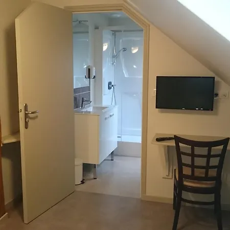 بيت ضيافة D'hotes De L'auberge L'astrassadou